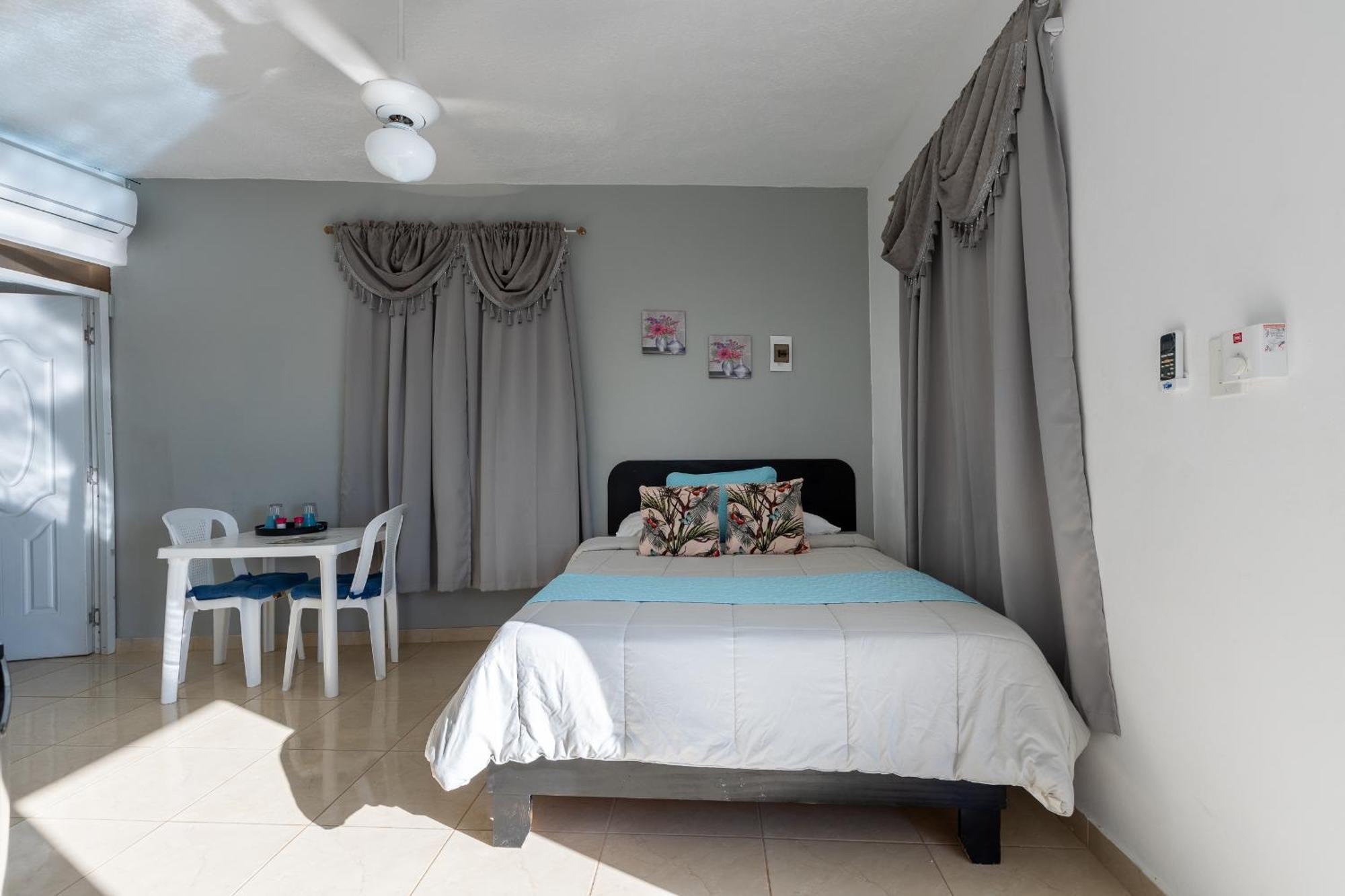 Edma Apartahotel Samana ภายนอก รูปภาพ
